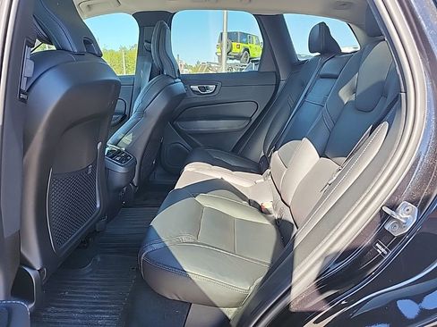Used 2021 Volvo XC60 T5 Inscription w/ Advanced Package AWD/4WD image 21