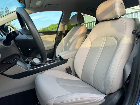 Used 2015 Hyundai Sonata SE w/ Option Group 09 image 7