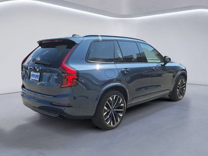 New 2026 Volvo XC90 B6 Ultra w/ Lounge Package