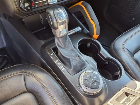 Certified 2023 Ford Bronco Badlands image 8