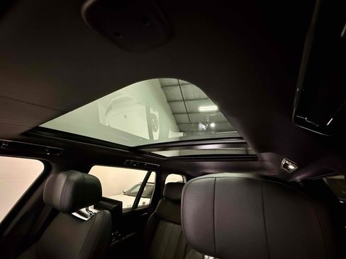 Used 2025 Land Rover Range Rover Long Wheelbase Autobiography image 79