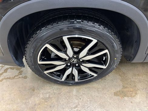 Used 2022 Honda Pilot Touring image 37