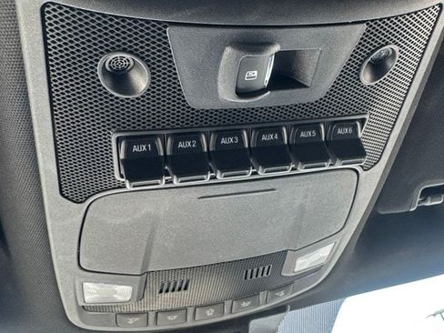 Used 2022 Ford F350 Lariat w/ Chrome Package AWD/4WD image 19