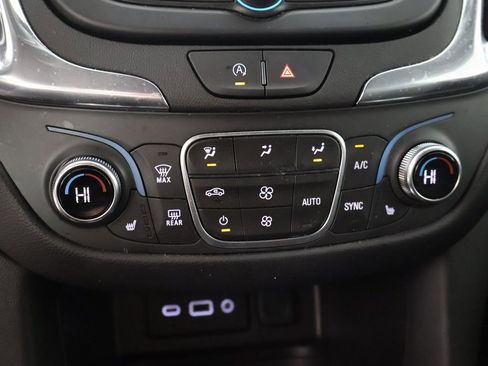 Used 2024 Chevrolet Equinox LT w/ LPO, Floor Liner Package FWD image 43