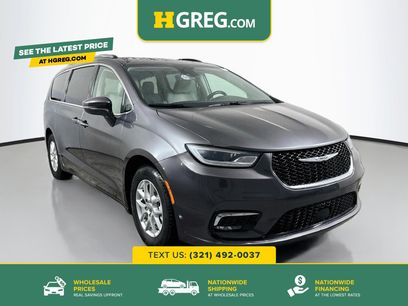 Used 2021 Chrysler Pacifica Touring-L