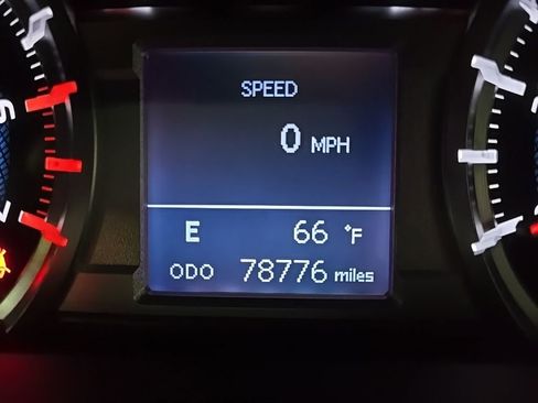 Used 2016 Toyota 4Runner SR5 Premium image 23