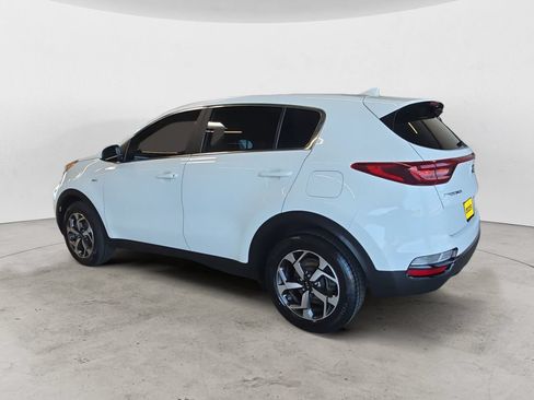 Used 2021 Kia Sportage LX AWD/4WD image 7