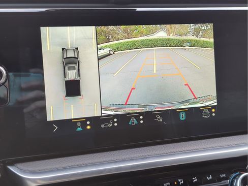 Used 2022 GMC Sierra 1500 Denali w/ Denali Reserve Package image 18