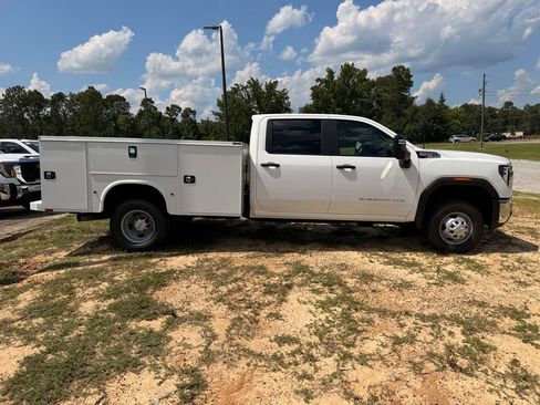 New 2026 GMC Sierra 3500 Pro w/ Convenience Package AWD/4WD image 6