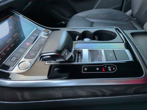 Used 2019 Audi Q8 Premium Plus w/ Premium Plus image 26