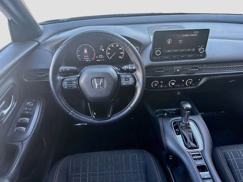 Certified 2025 Honda HR-V Sport image 20