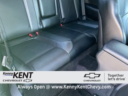 Used 2016 Dodge Challenger SXT Plus image 11