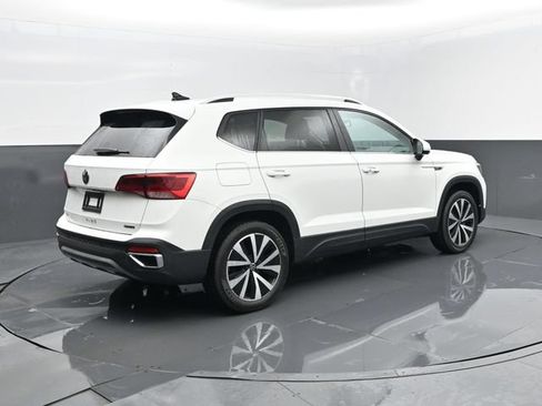 Used 2022 Volkswagen Taos SE AWD/4WD image 21