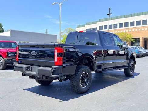 New 2026 Ford F250 Lariat w/ Tremor Off-Road Package AWD/4WD image 4