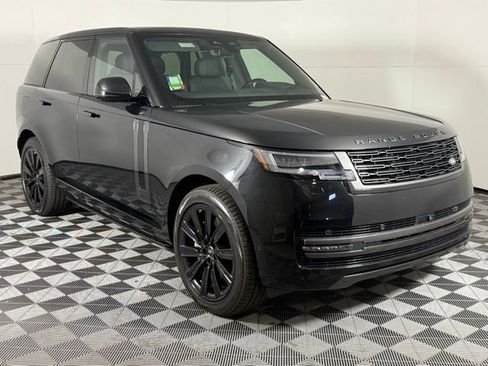 New 2025 Land Rover Range Rover SE image 10