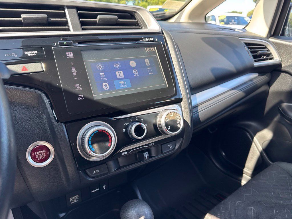 Used 2016 Honda Fit EX image 33