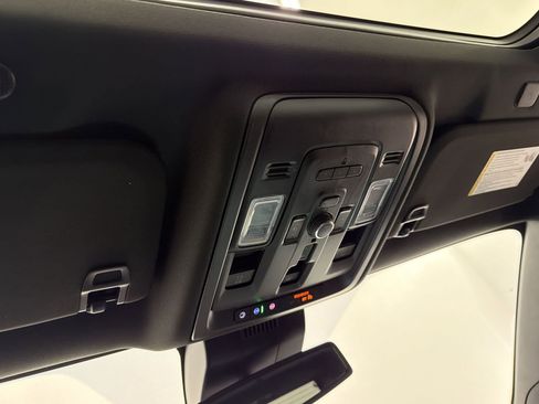 Used 2023 GMC Yukon Denali w/ LPO, Floor Liner Package RWD image 33