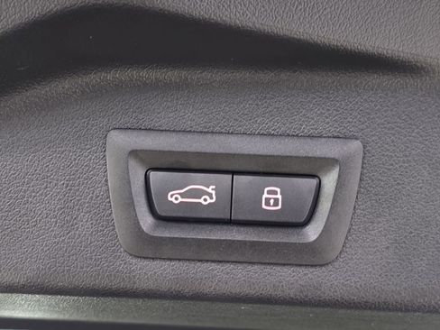 Used 2025 BMW X5 xDrive40i image 31