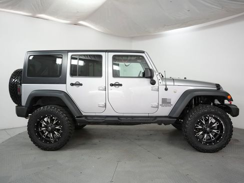 Used 2016 Jeep Wrangler Unlimited Sport w/ Quick Order Package 24S image 5