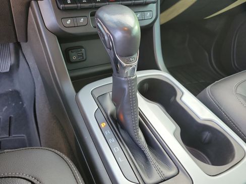 Used 2022 Chevrolet Colorado ZR2 image 28