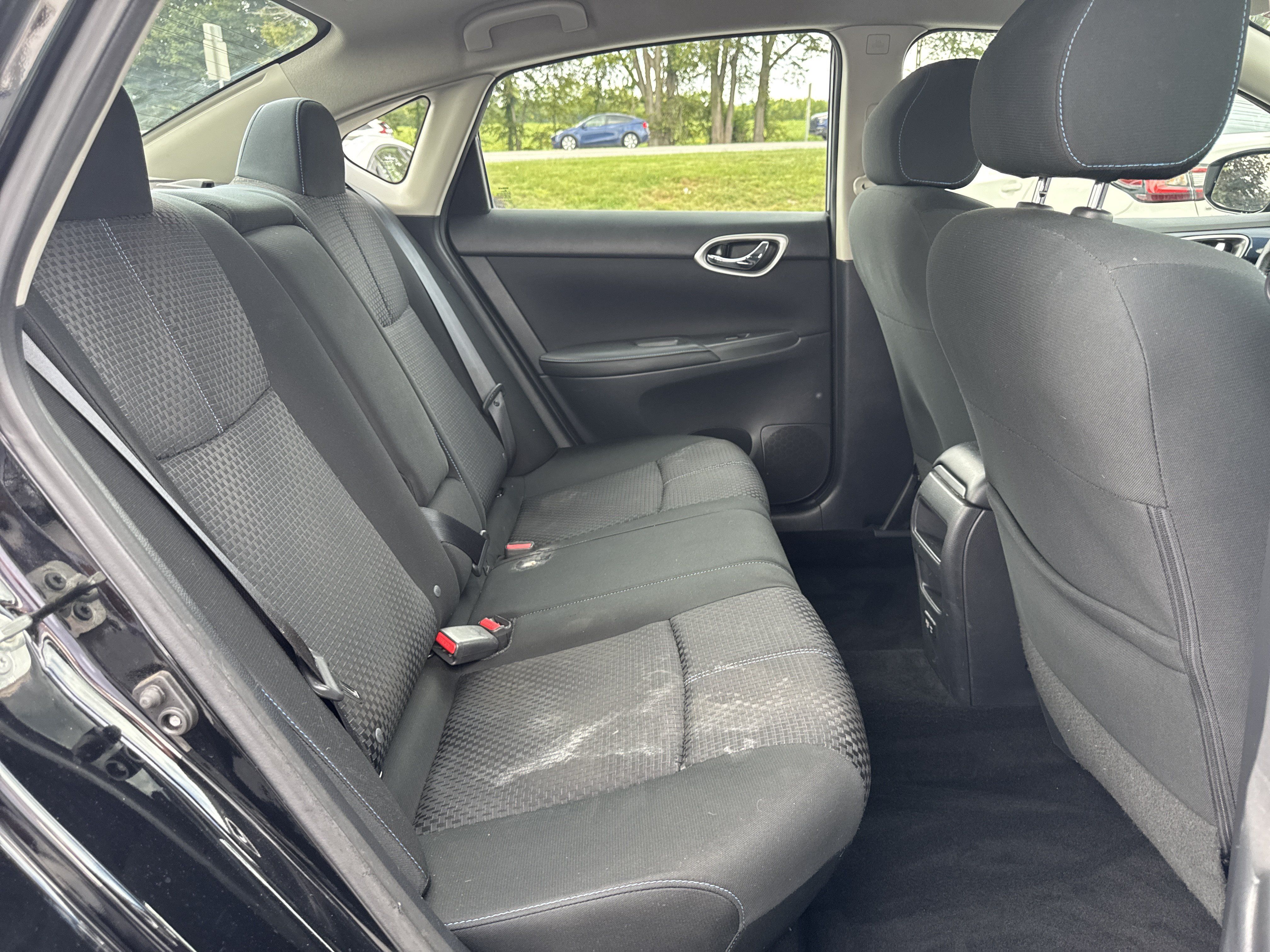 Used 2019 Nissan Sentra SR FWD image 17