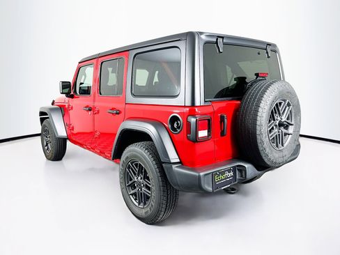 Used 2025 Jeep Wrangler Unlimited Sport AWD/4WD image 5