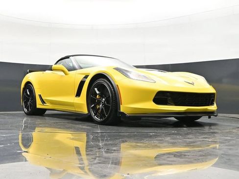 Used 2016 Chevrolet Corvette Z06 RWD image 41