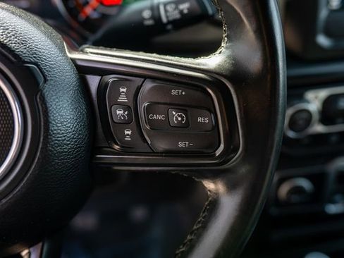 Used 2022 Jeep Wrangler Willys image 26