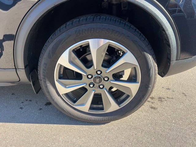 Used 2023 Ford Escape Platinum AWD/4WD image 9
