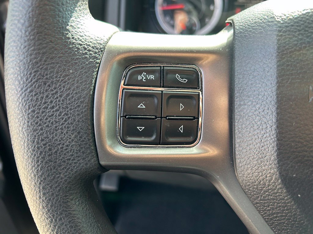 Used 2022 RAM 1500 Warlock AWD/4WD image 13