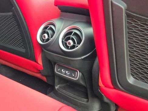 New 2025 Alfa Romeo Stelvio Sprint image 10