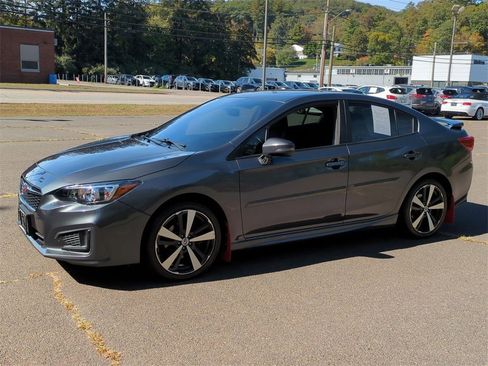Used 2018 Subaru Impreza 2.0i Sport image 2