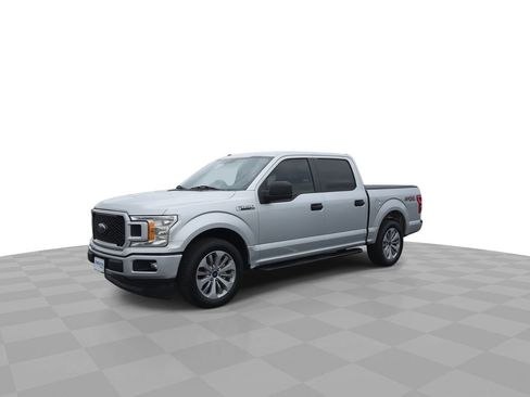 Used 2018 Ford F150 XL w/ Equipment Group 101A Mid RWD image 4