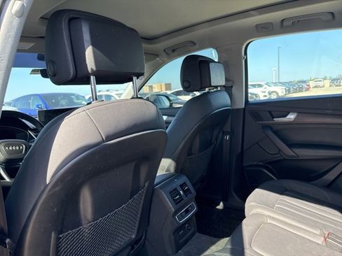 Used 2021 Audi Q5 Premium Plus w/ Premium Plus Package image 11