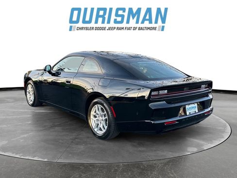 Used 2025 Dodge Charger R/T w/ Quick Order Package 25M R/T image 4