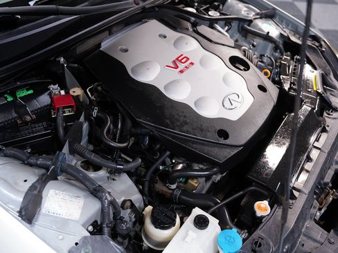 Used 2004 INFINITI G35 Coupe w/ Premium Pkg image 30