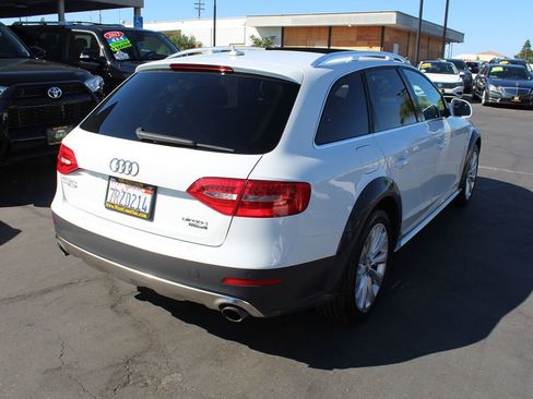 Used 2016 Audi A4 Premium Plus w/ Technology Package image 7