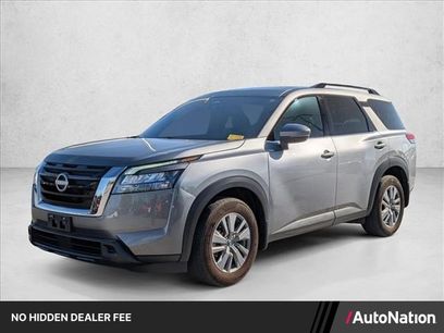 Used 2024 Nissan Pathfinder SV
