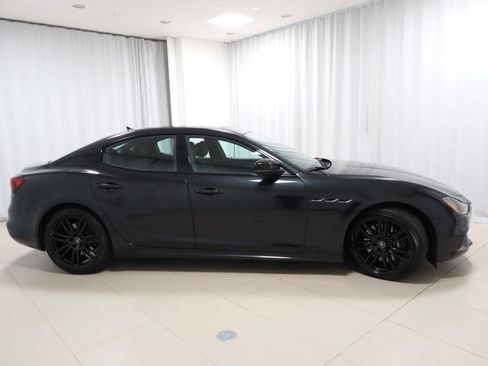 Used 2022 Maserati Ghibli Modena Q4 image 6