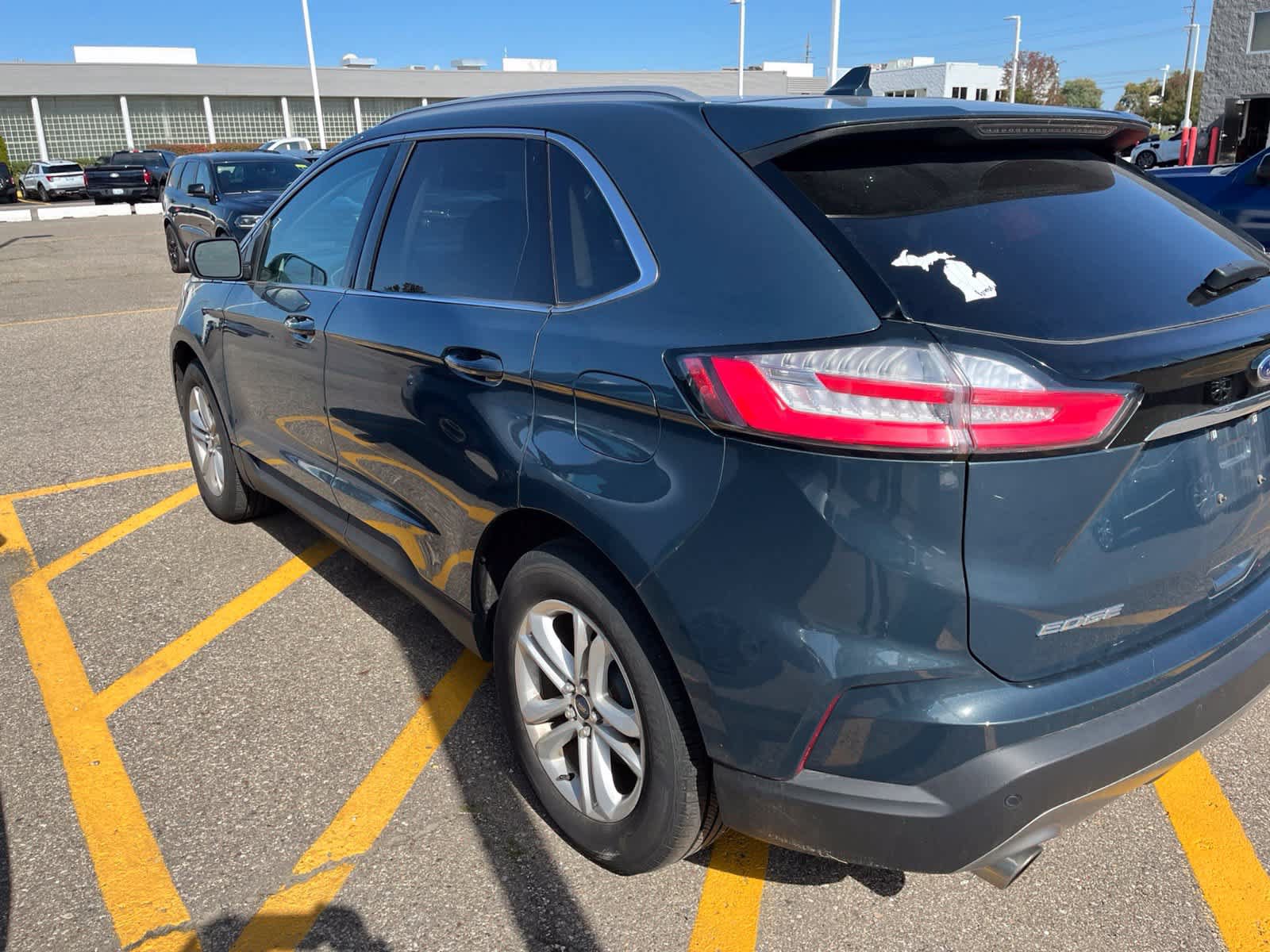 Used 2019 Ford Edge SEL w/ Equipment Group 201A AWD/4WD image 11