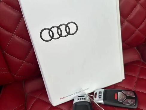 Used 2023 Audi SQ5 Premium Plus w/ Premium Plus Package AWD/4WD image 4