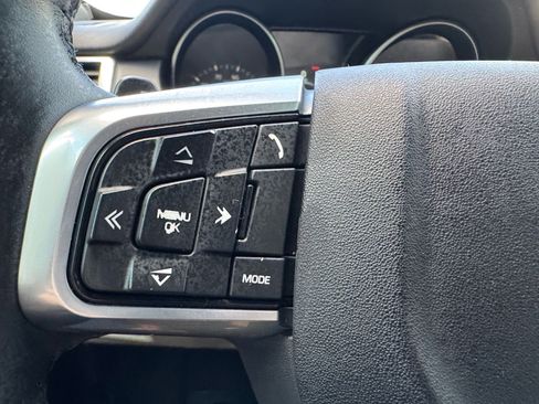 Used 2019 Land Rover Discovery Sport HSE image 19