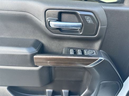 Used 2022 Chevrolet Silverado 1500 LT image 15