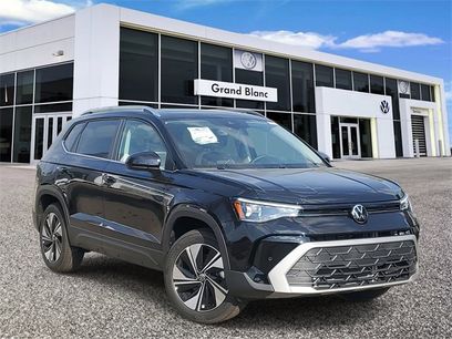 New 2025 Volkswagen Taos SE