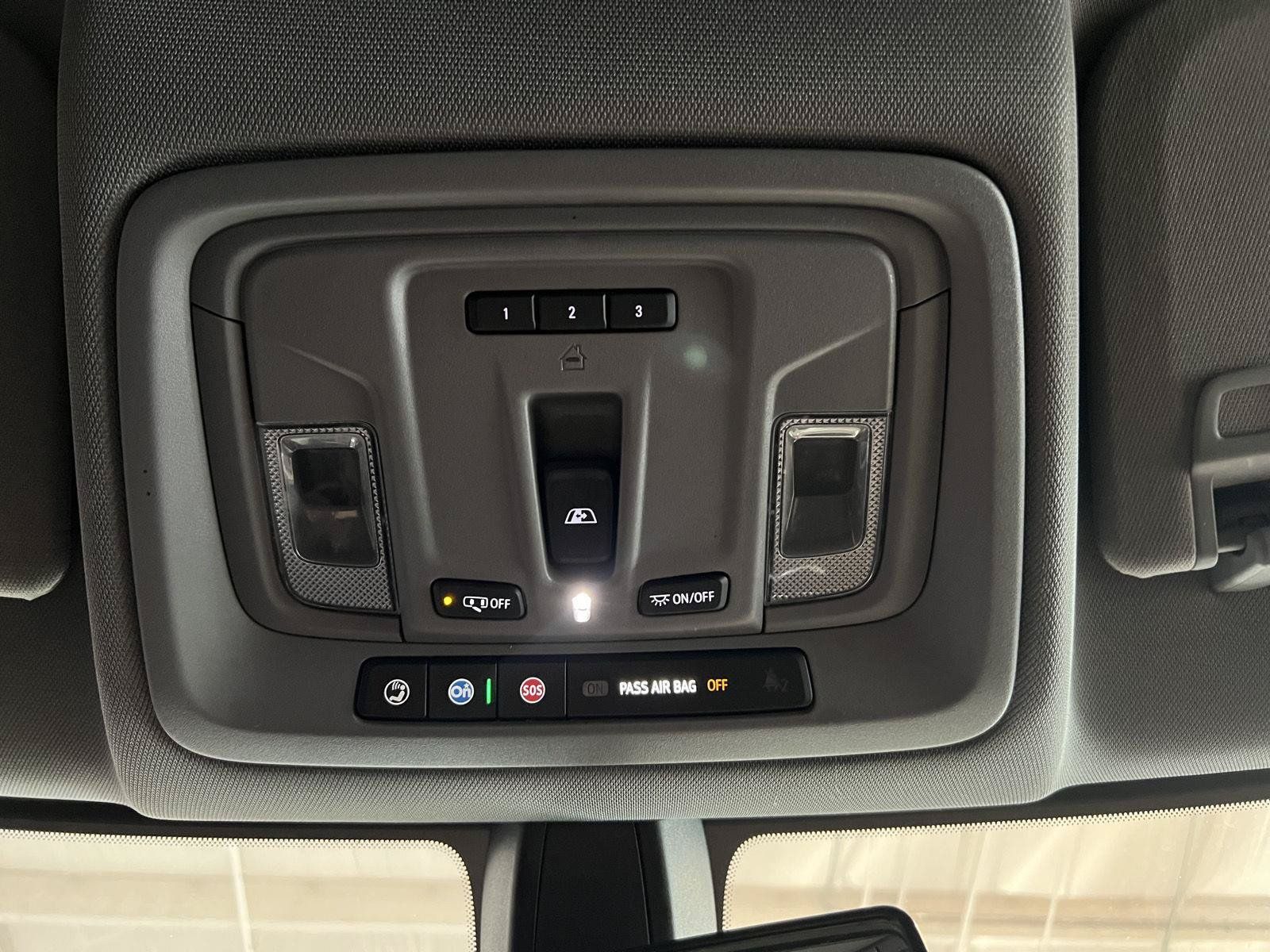 Used 2020 Chevrolet Silverado 1500 RST AWD/4WD image 20