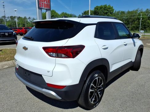 Used 2025 Chevrolet TrailBlazer LT AWD/4WD image 13