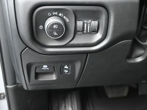 New 2026 Jeep Gladiator Sport image 21