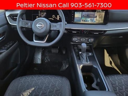 New 2025 Nissan Kicks SV w/ Illumination Package image 17