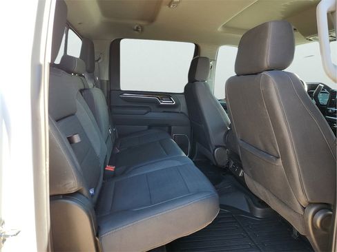 Used 2025 GMC Sierra 3500 SLE w/ SLE Value Package image 19