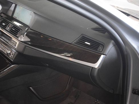 Used 2012 BMW 528i Sedan RWD image 45